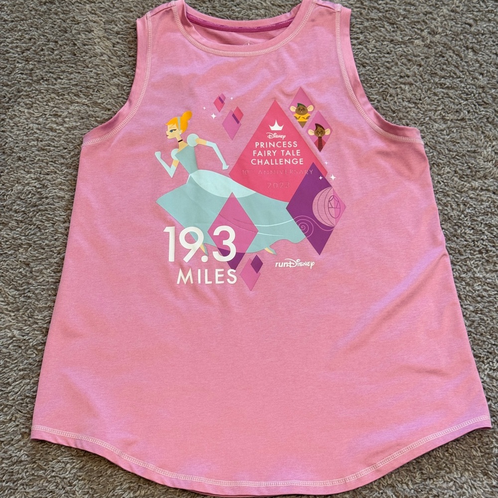 runDisney 2023 Princess Half Marathon Challenge Tank sz Small